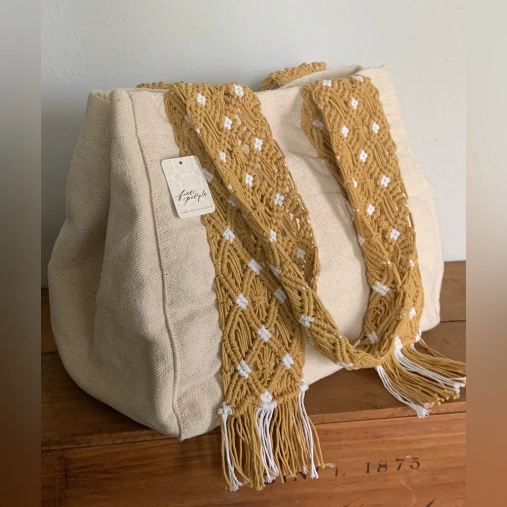 Free People ~ Mia Macrame Strap Tote ~ NWT - Picture 11 of 16